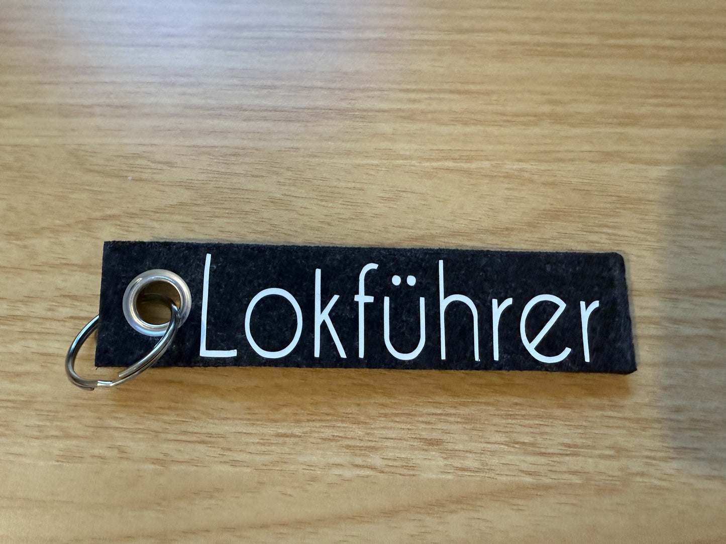 Personalized felt keychain